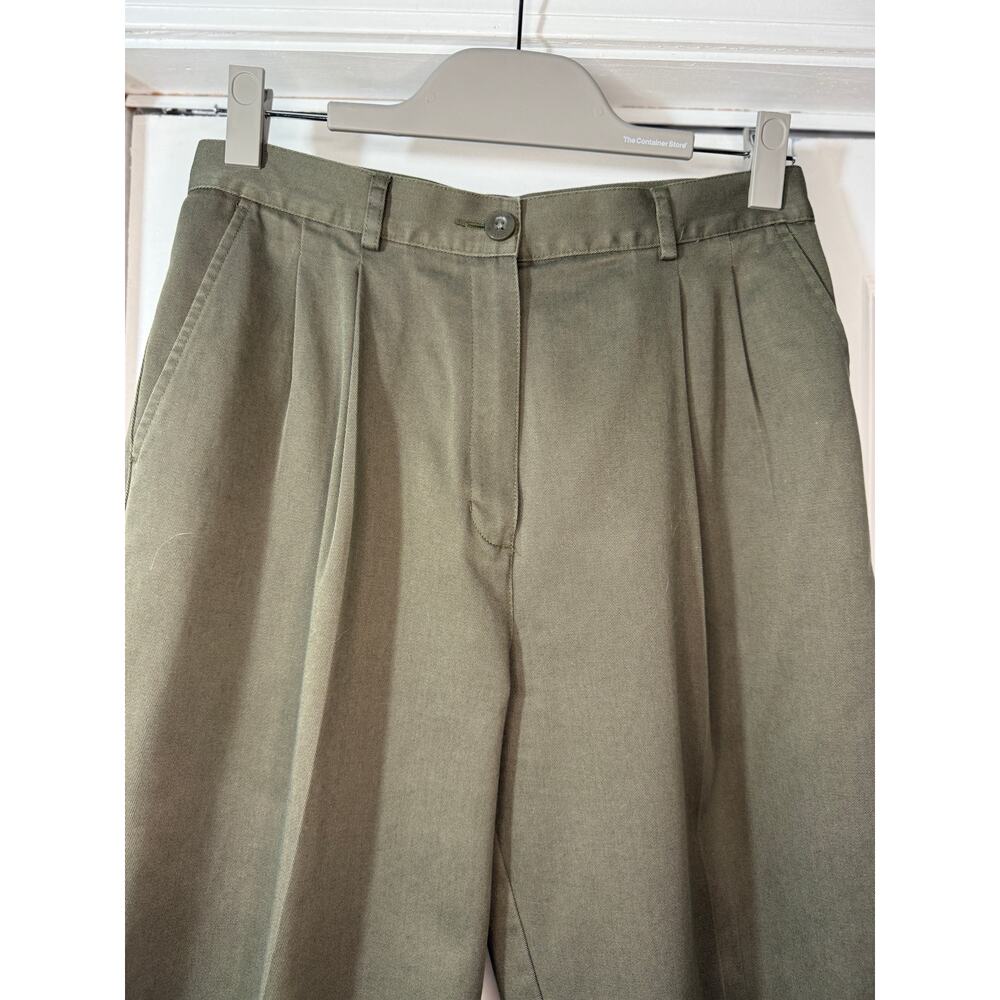 LL Bean Original Fit Khaki Green 30" Long | EUC - Picture 4 of 7